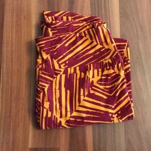NWOT Burgundy & Gold LLR OS